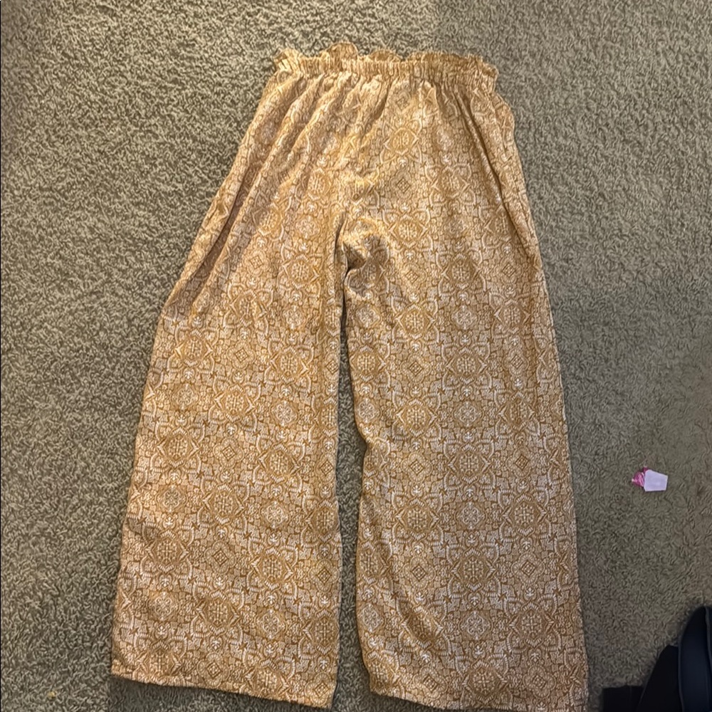 Boho Chic Wide-Leg Pants in Mustard Pattern